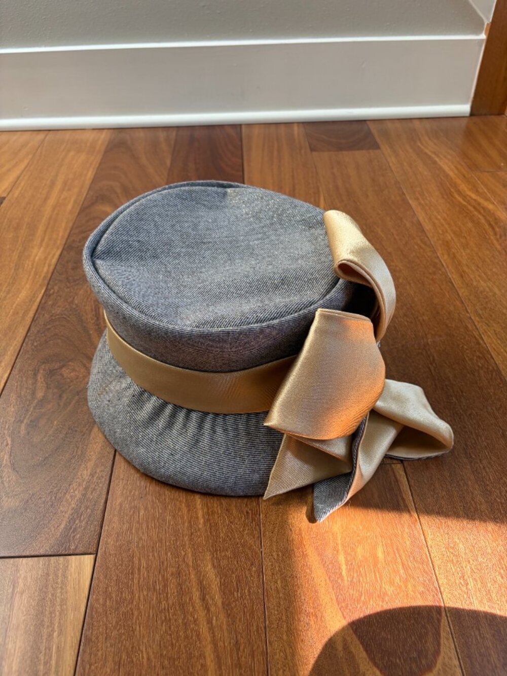 Ms. Divine vintage wool cloche hat with gold flecks while featuring a prominent - Picture 4 of 5